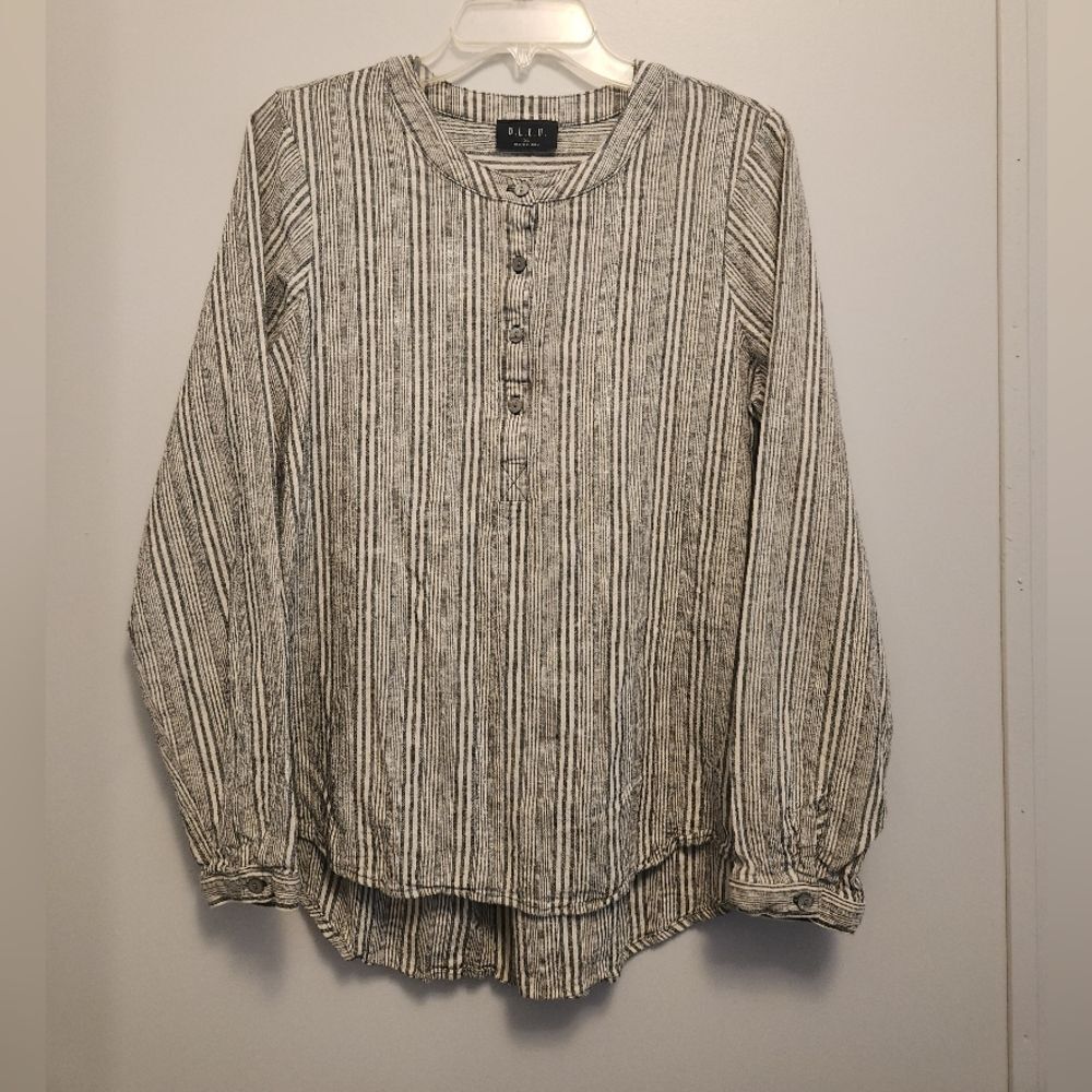 B.L.E.U. Striped Linen Blend Top Size XL
